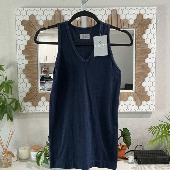 Athleta Navy Women's Tank Top - Picture 1 of 3